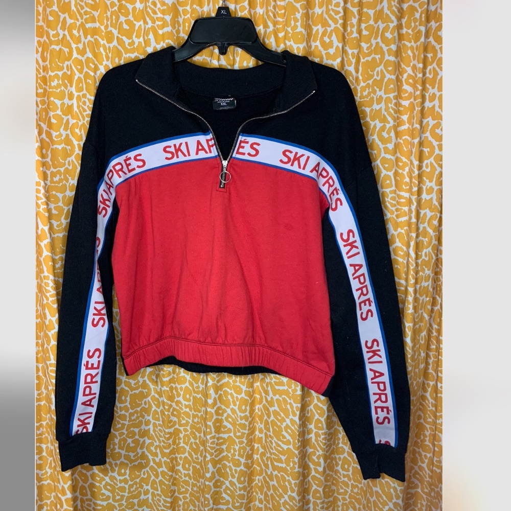 Cropped Zip Up Sweatshirt